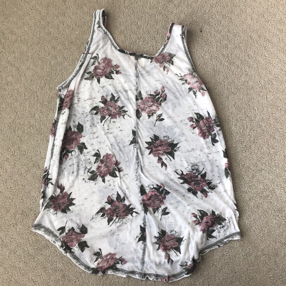 S Floral Tank - Picture 2 of 3